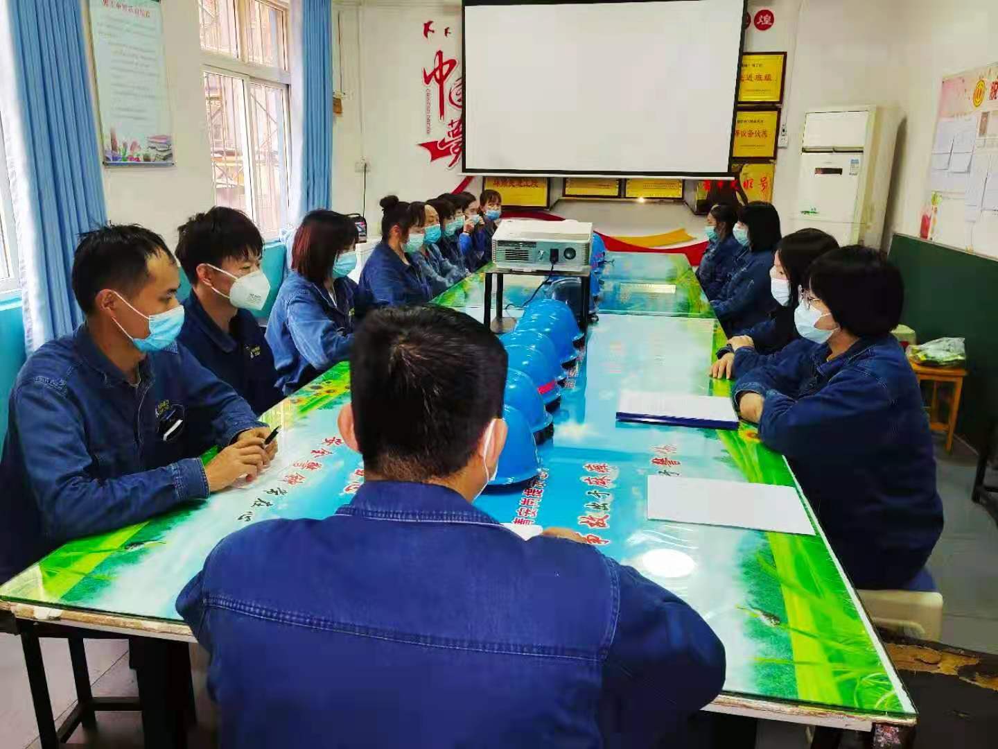 “三位一體”夯實(shí)安全生產(chǎn)