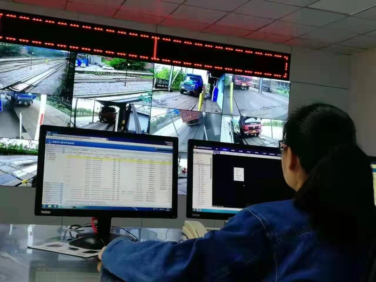 負重拼搏勇奮進，不忘初心得始終