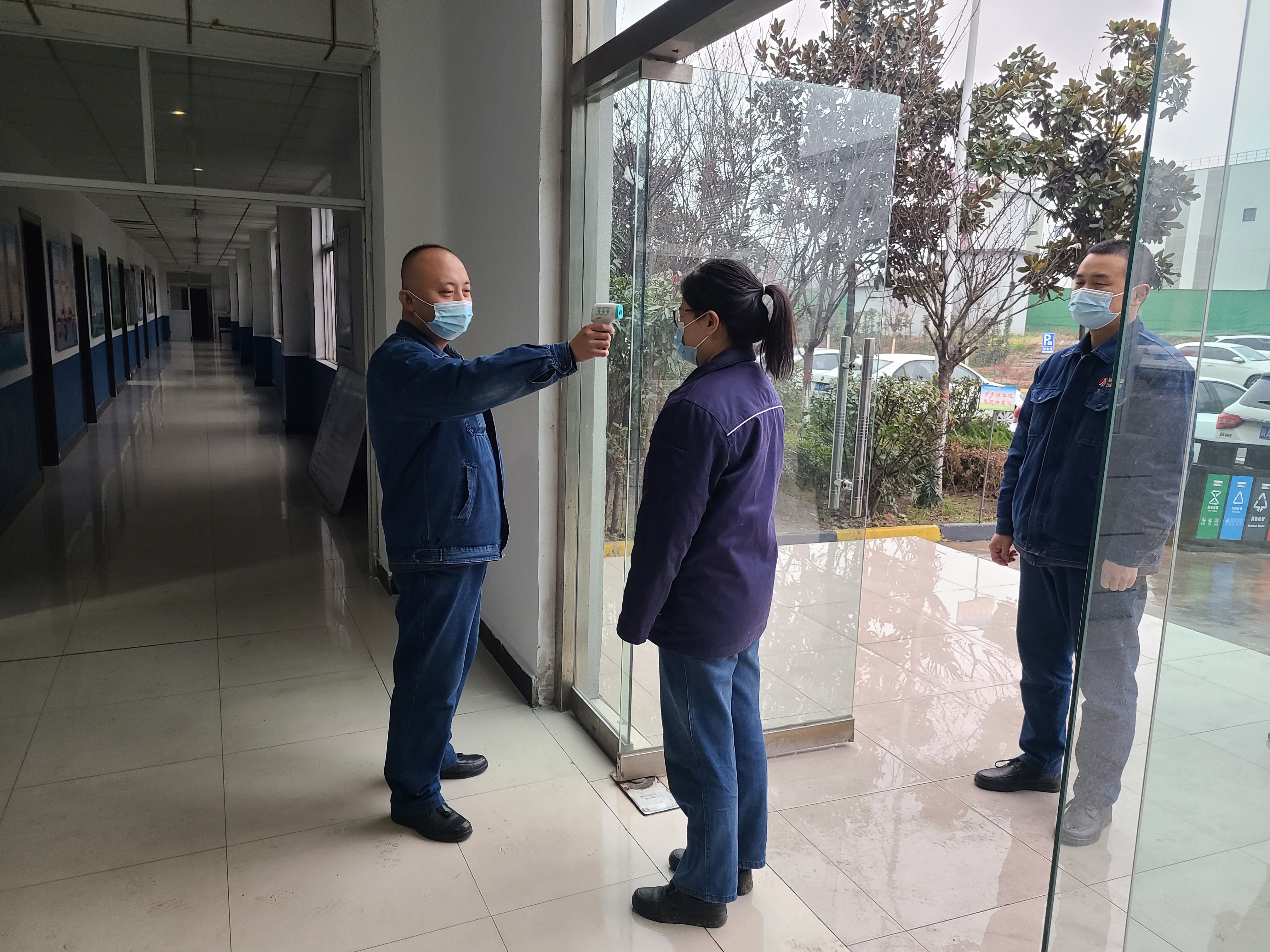 “吹拉彈唱”齊上陣，奏響年終安全最強音