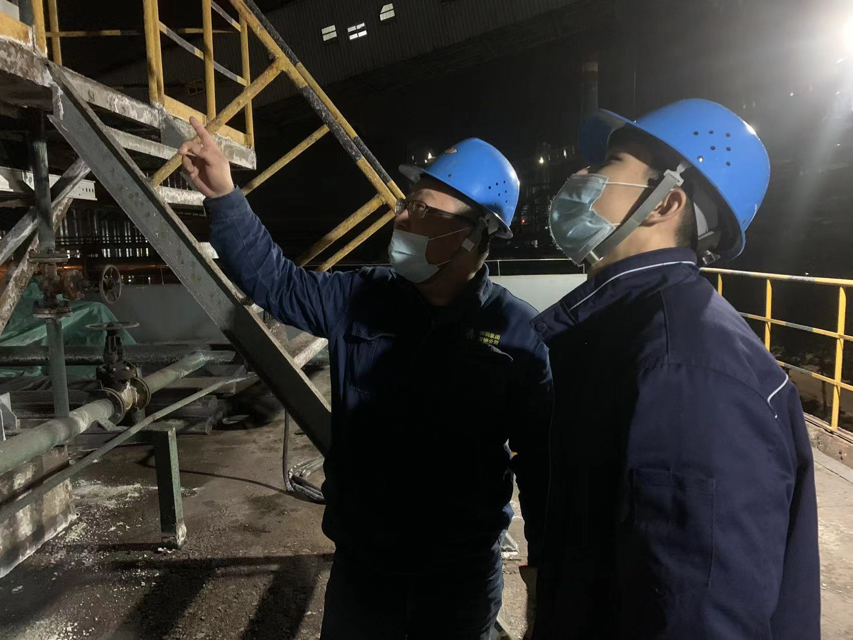 深冬時(shí)節(jié)，他們用最狠的方式做最溫暖的事