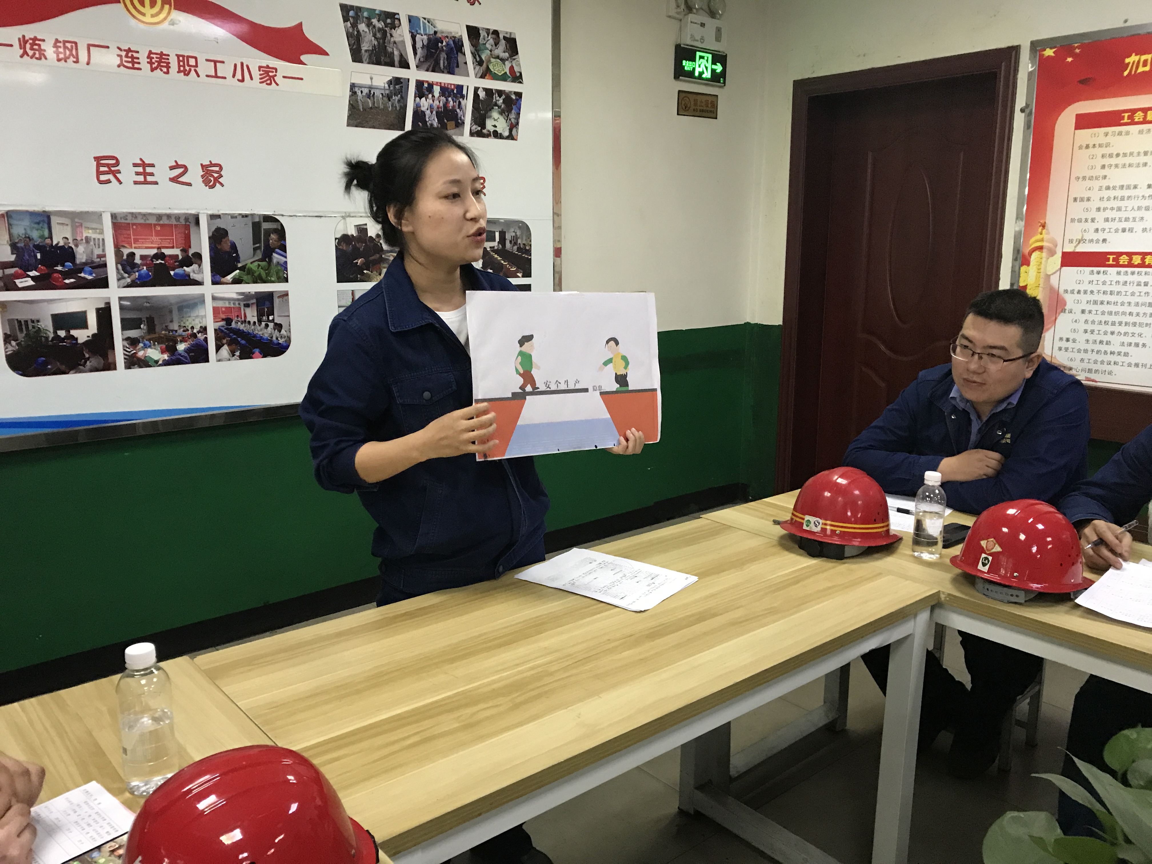 巾幗英姿展風(fēng)采，擔當奉獻綻芳華