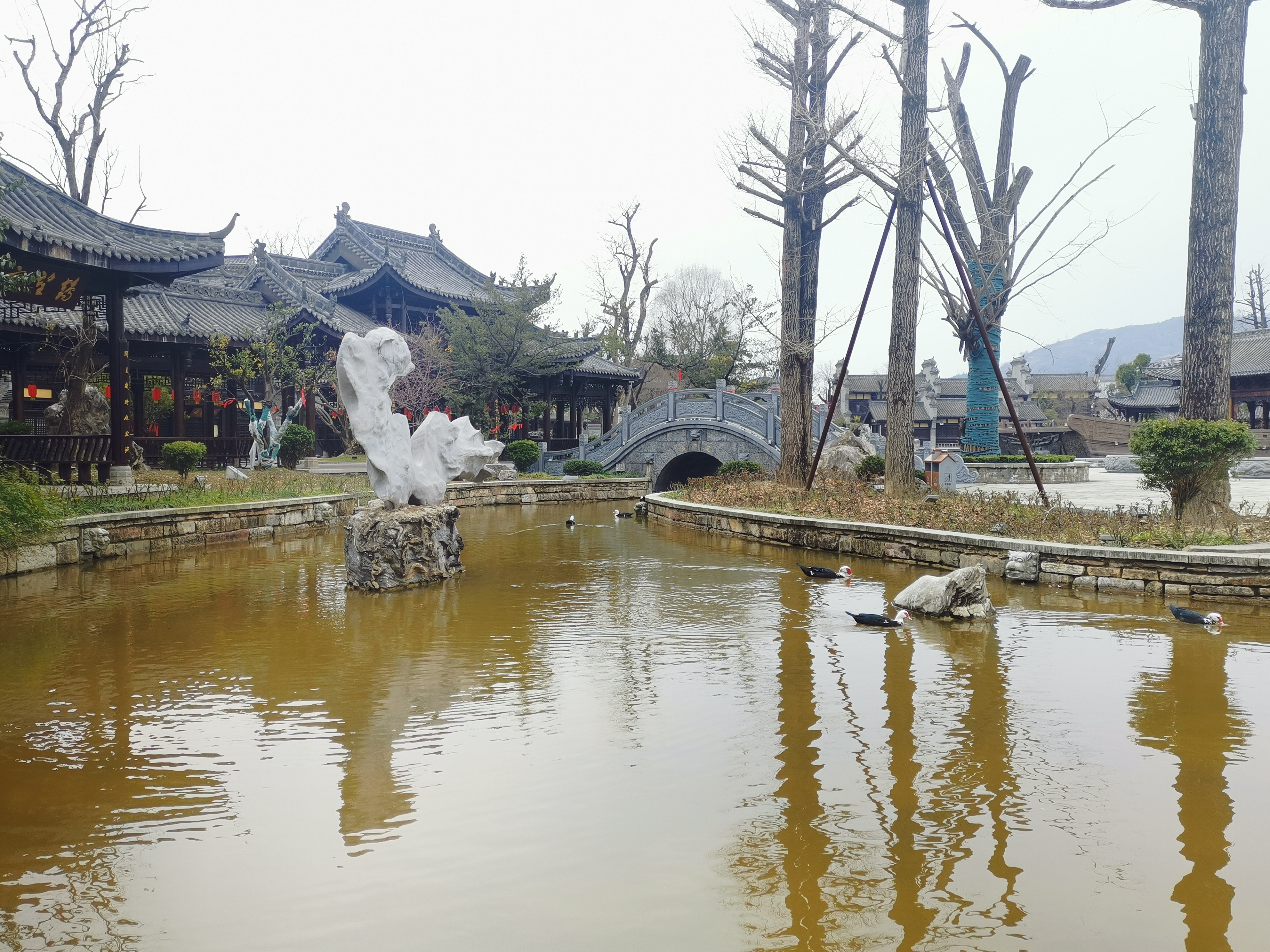 陽春三月