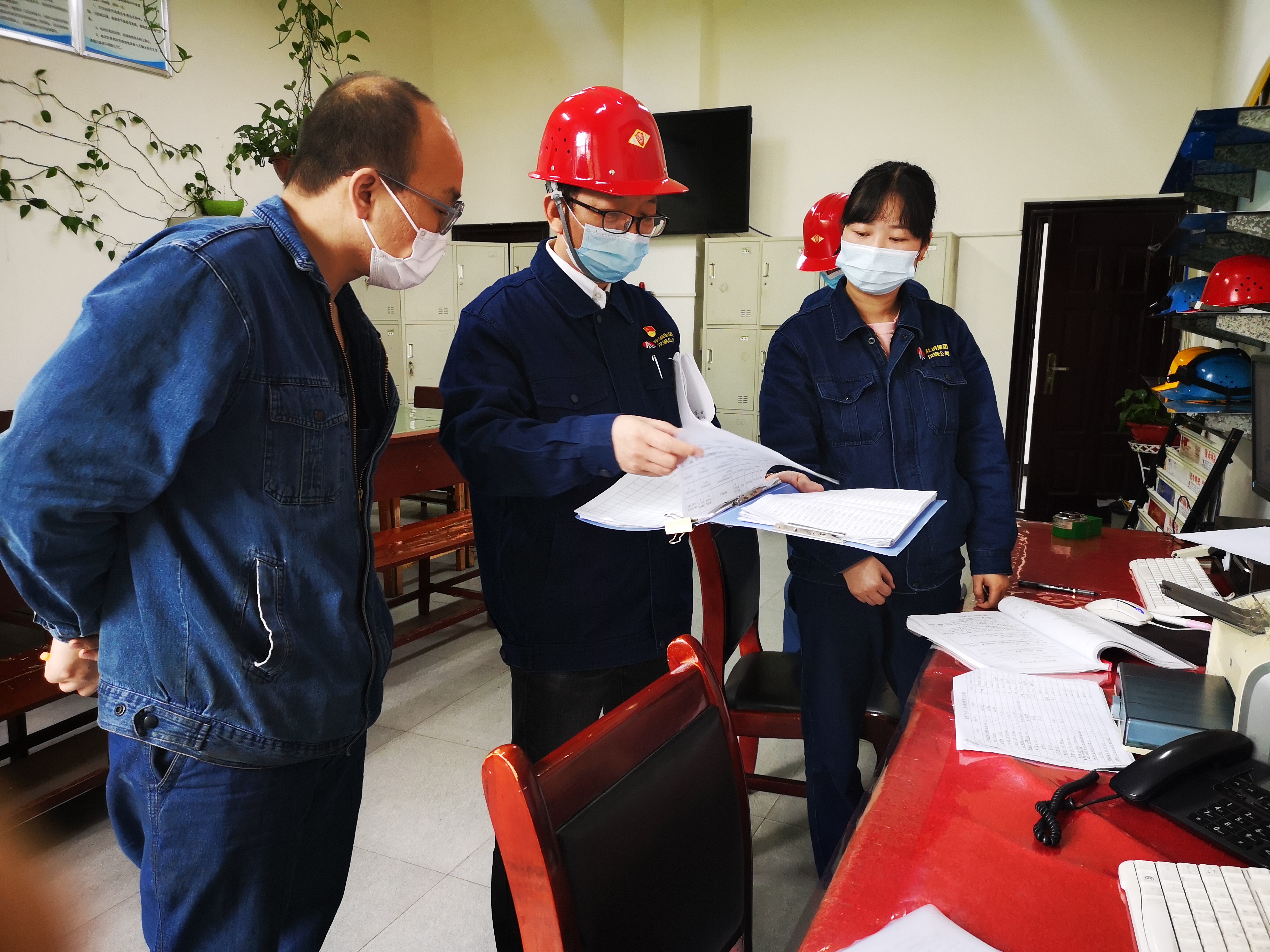 看，紀檢人的節(jié)日“打卡”坐標