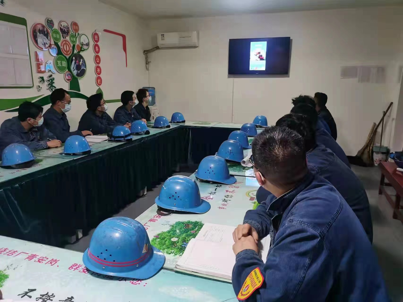 趁年輕，“青”盡全力