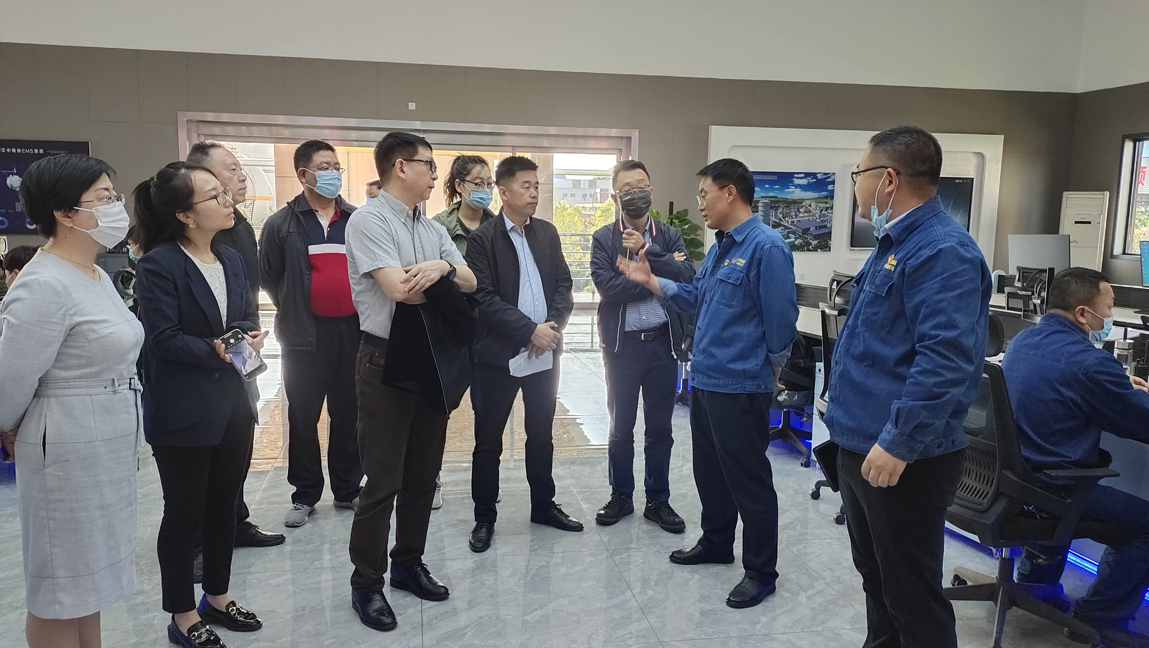 省政協(xié)委員蒲小川一行來漢鋼公司調(diào)研數(shù)字化、智能化工作