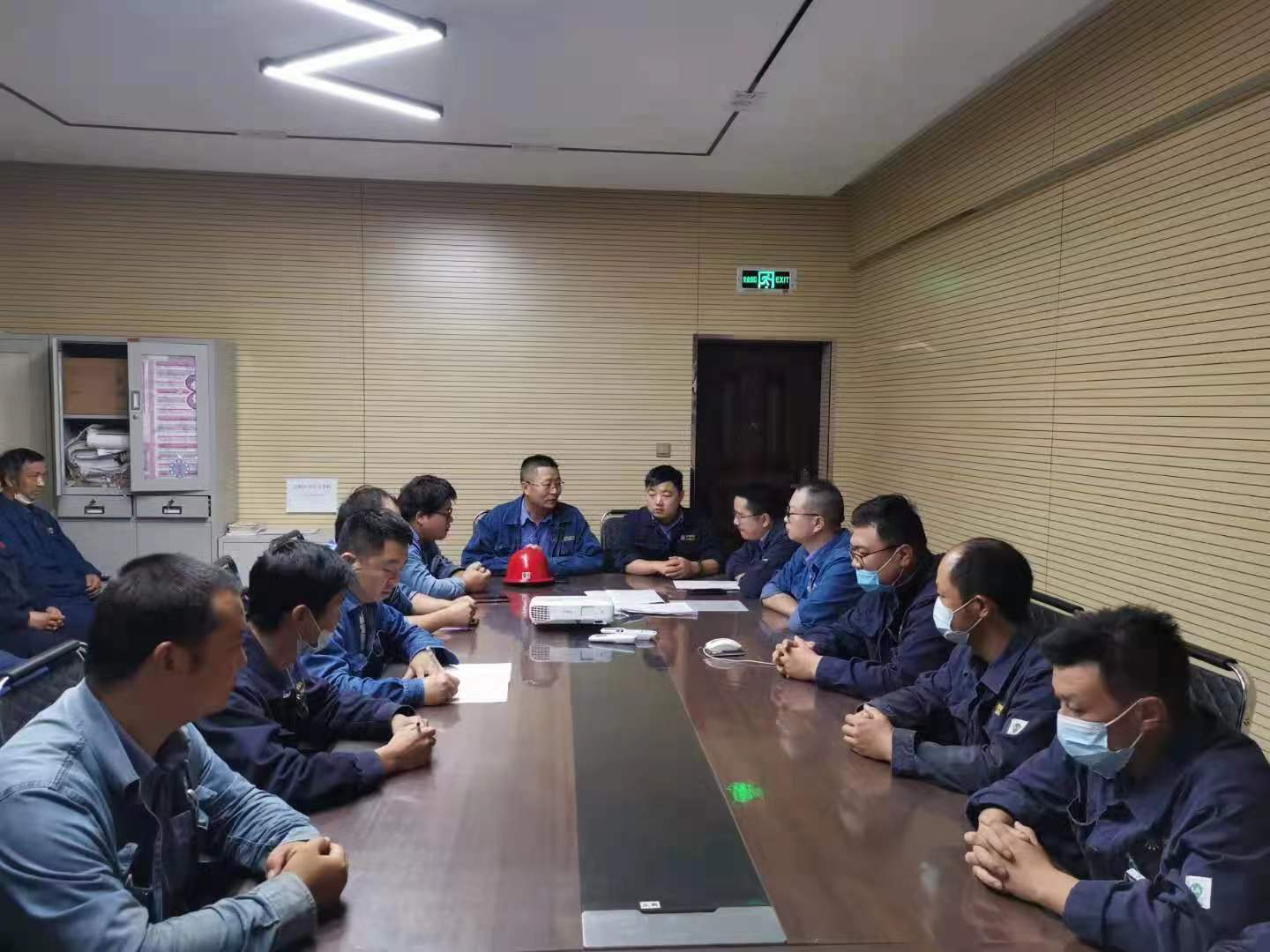 咬定改革不放松，“破壁壘““換新顏”