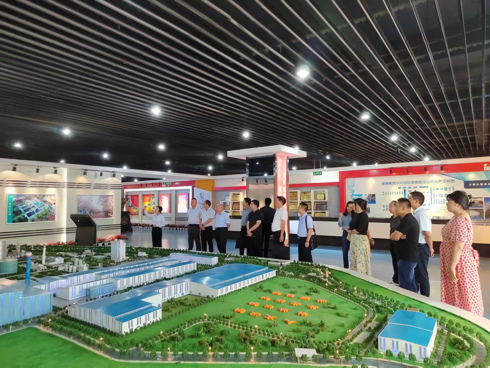 漢中市文旅局總工程師陳煒到公司檢查國(guó)家4A級(jí)旅游景區(qū)創(chuàng)建工作