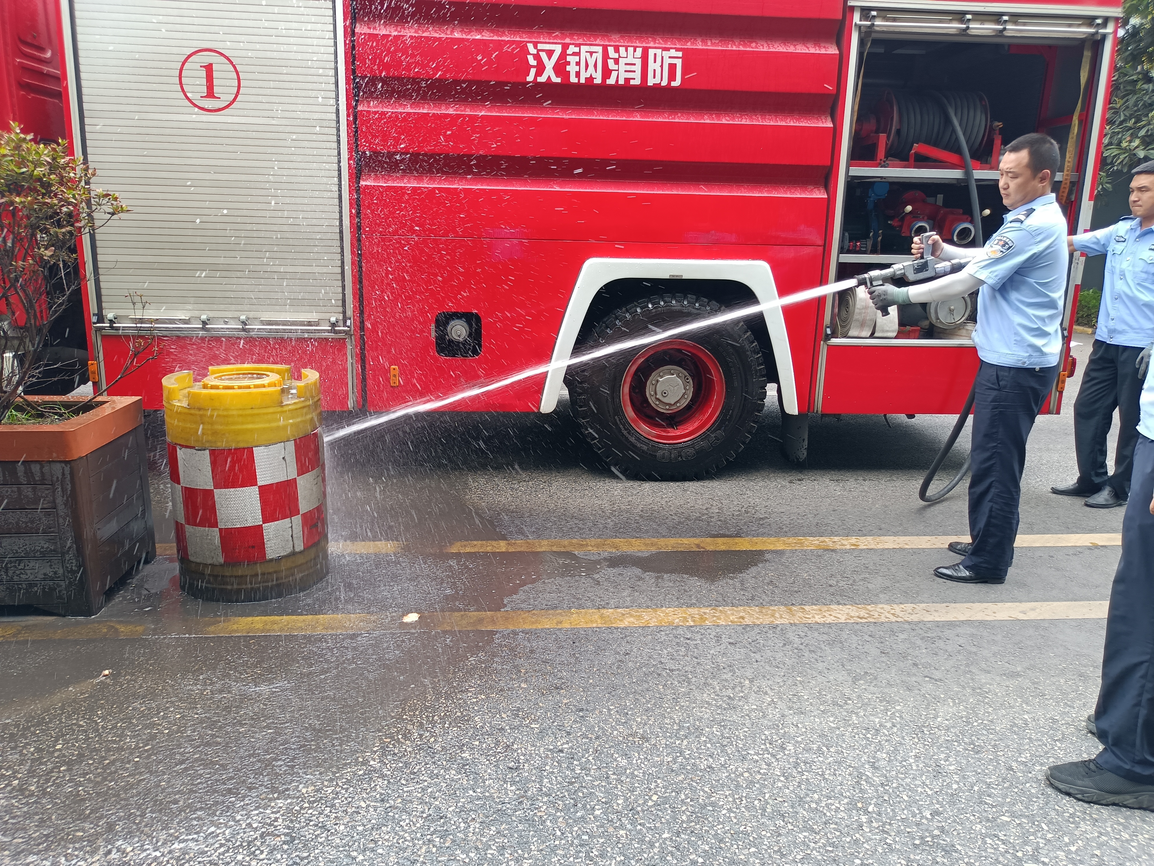 多措并舉，交通設(shè)施換新貌