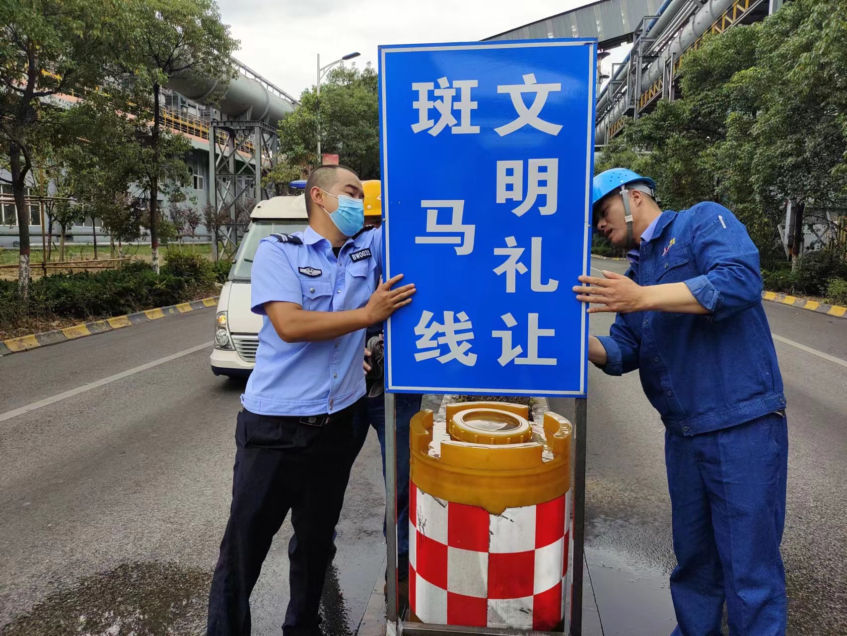 多措并舉，交通設(shè)施換新貌