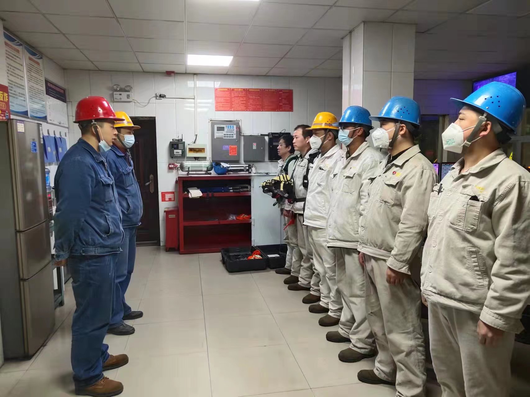 夯實班組建設(shè)，“步步為營”保安全