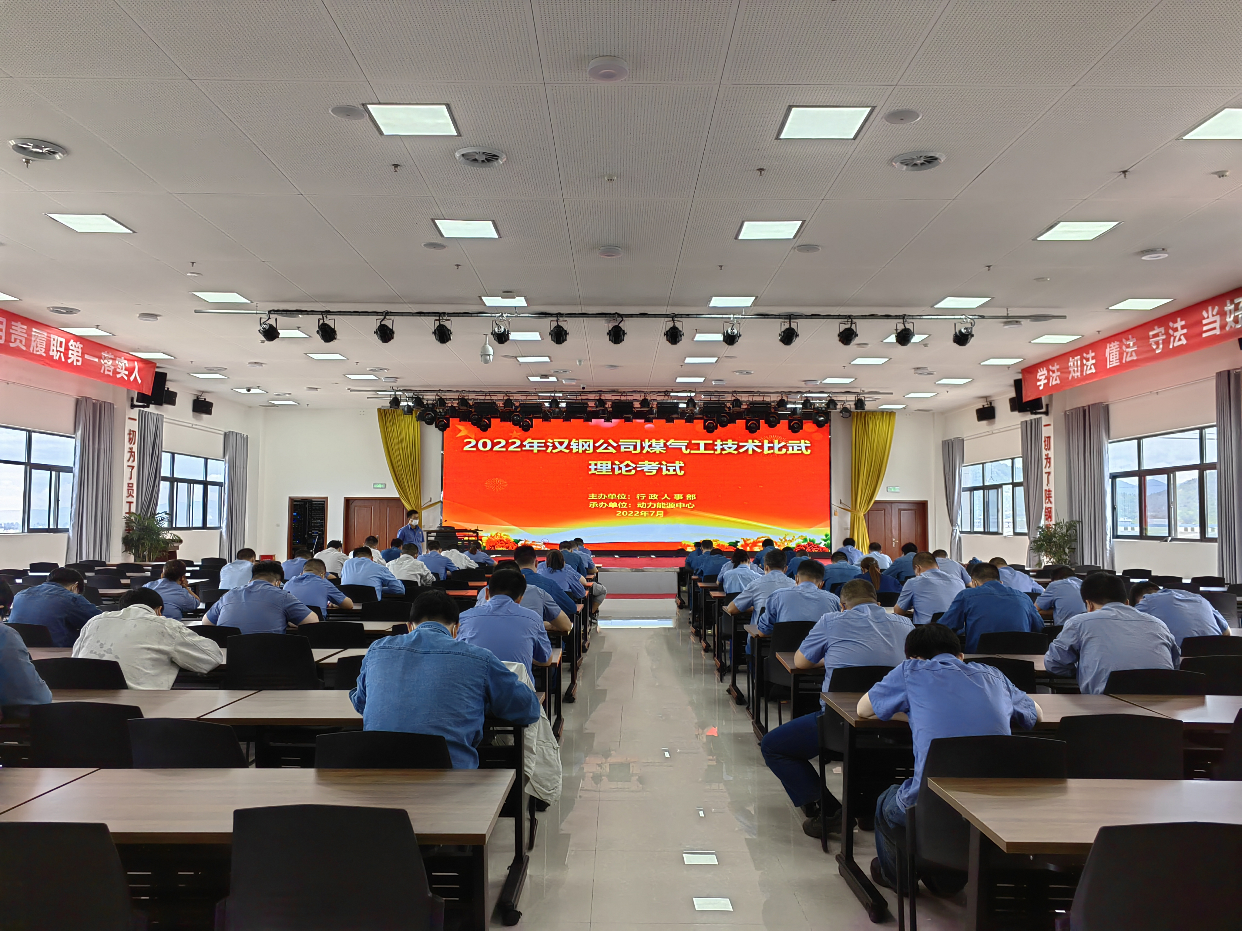 打好“引”“育”組合拳，盤活人才“蓄水池”