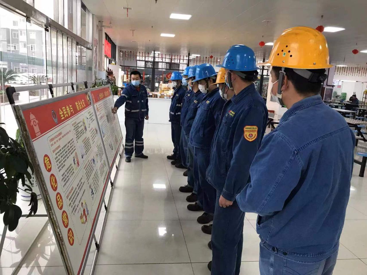 聚焦“黨建＋”，抓實特色化黨支部創(chuàng)建