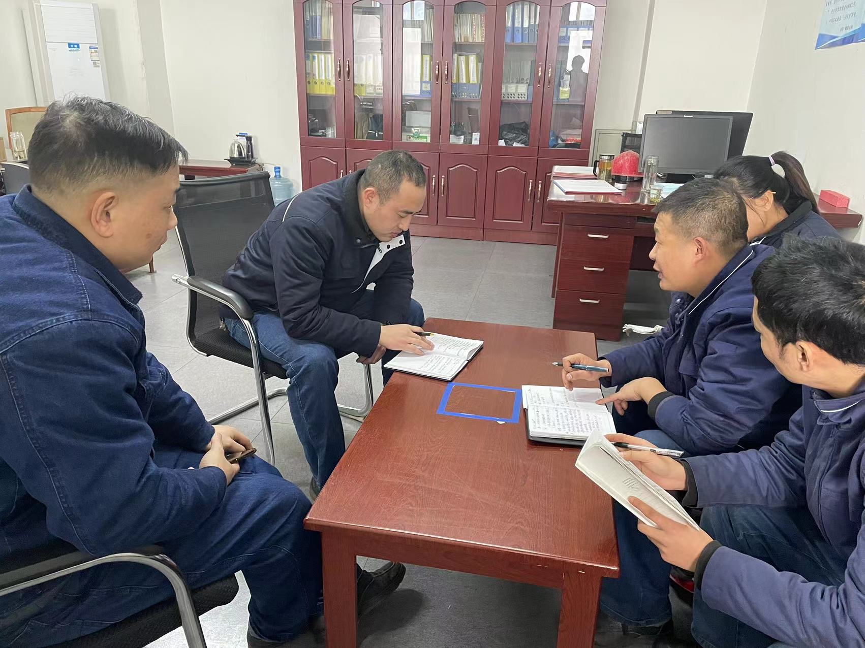 推動黨建與業(yè)務(wù)深度融合，實(shí)現(xiàn)“1＋1＞2”