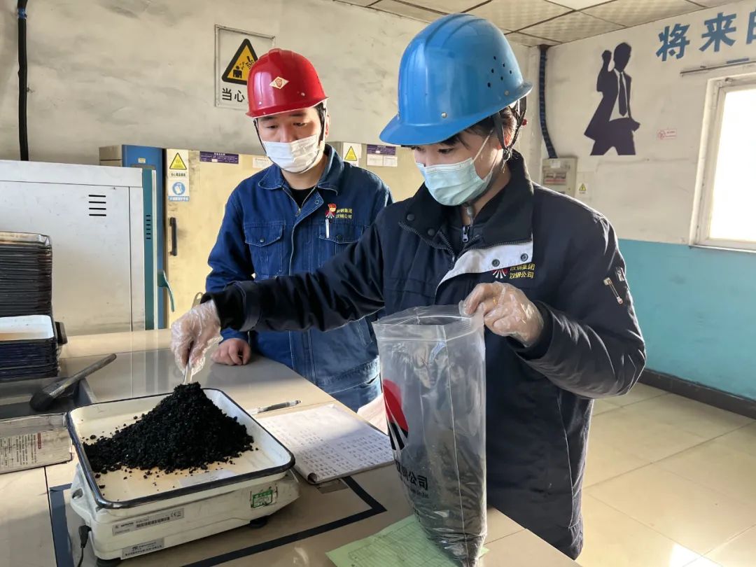 錘煉過硬作風  從“一線”找答案