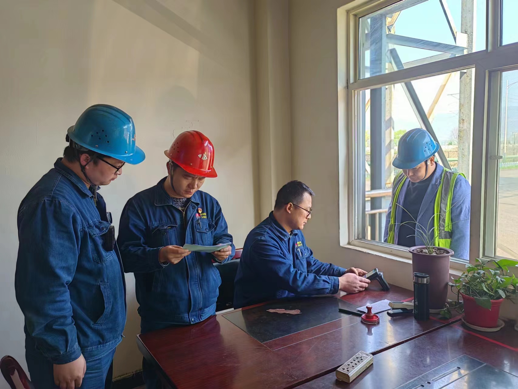“三管齊下”，推進(jìn)清廉黨支部建設(shè)