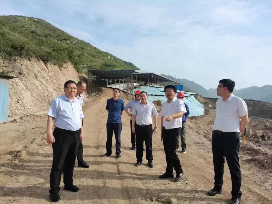 安波一行走訪漢中鋅業(yè)有限責任公司 現(xiàn)場協(xié)調解決問題