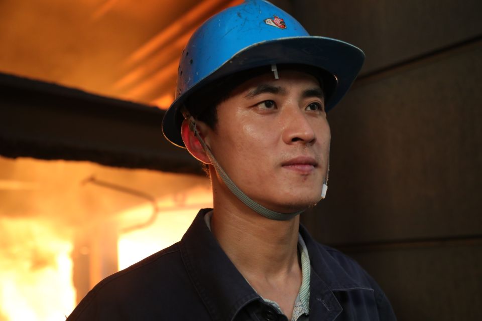 不負“熱”愛，致敬烈日下的“鋼鐵俠”！