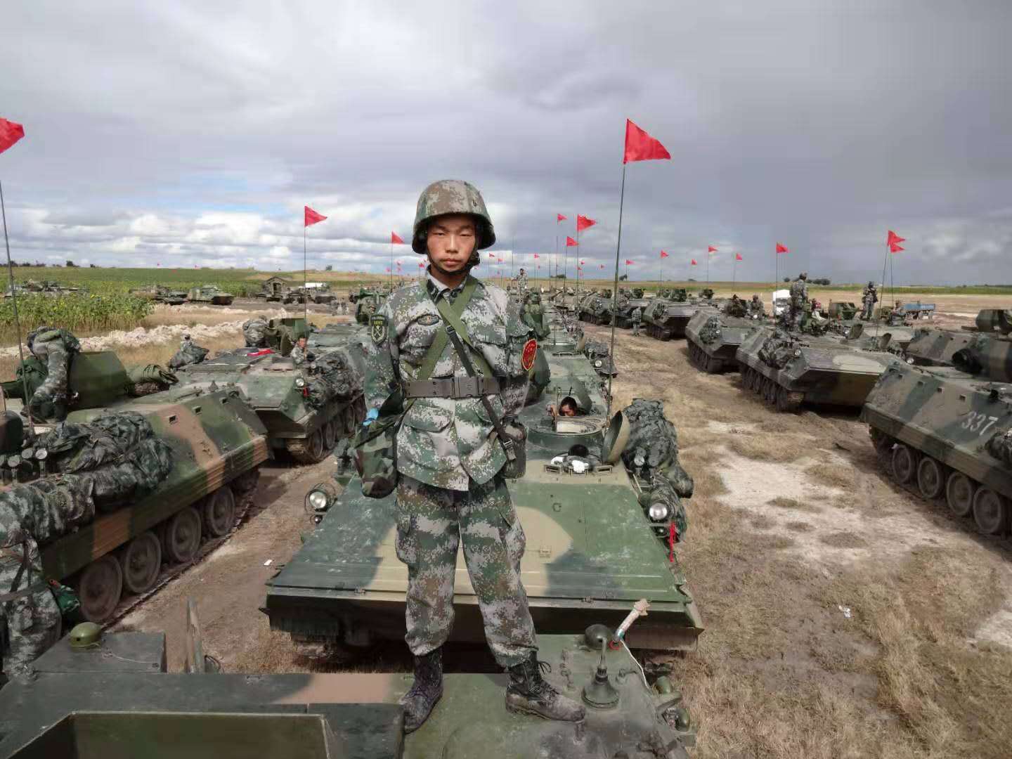 【鋼城文苑】肩扛安全擔(dān)使命，永葆軍魂獻(xiàn)青春