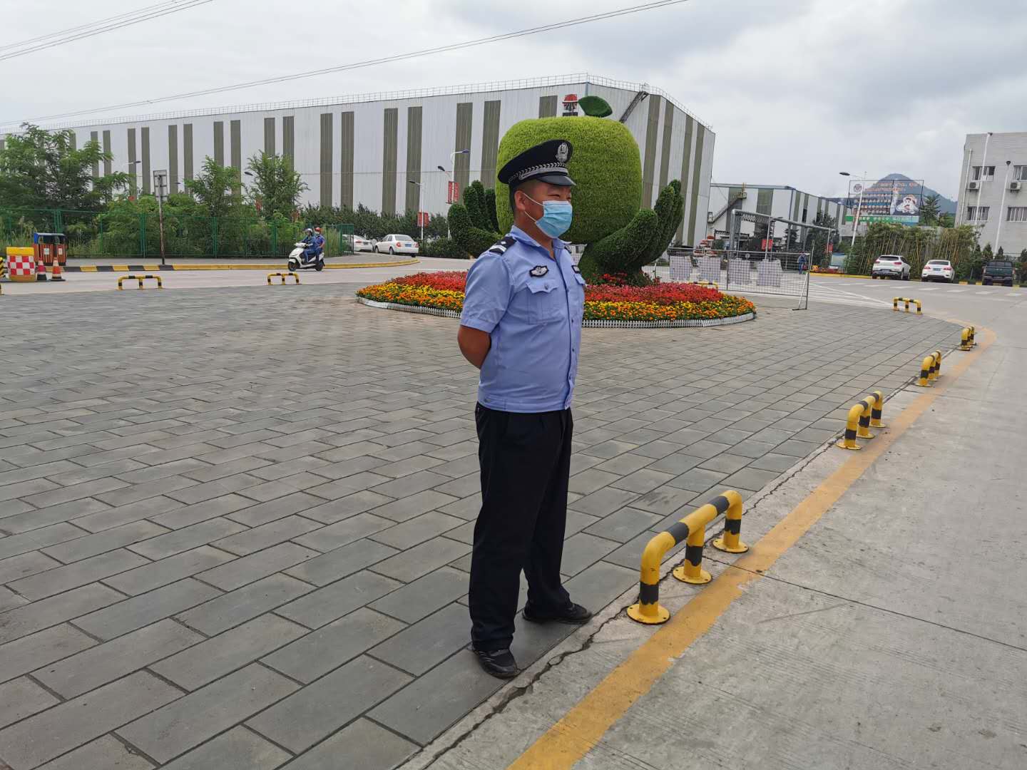 【鋼城文苑】肩扛安全擔(dān)使命，永葆軍魂獻(xiàn)青春