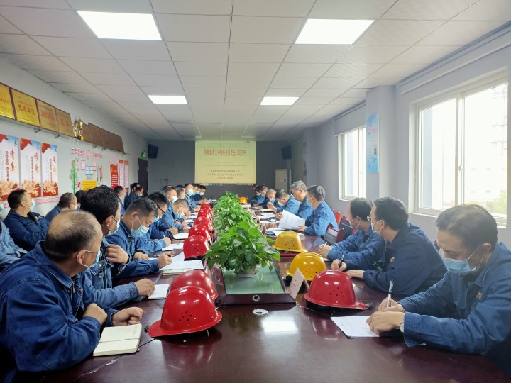 推進(jìn)安全管理工作，軋鋼廠強(qiáng)勢來襲