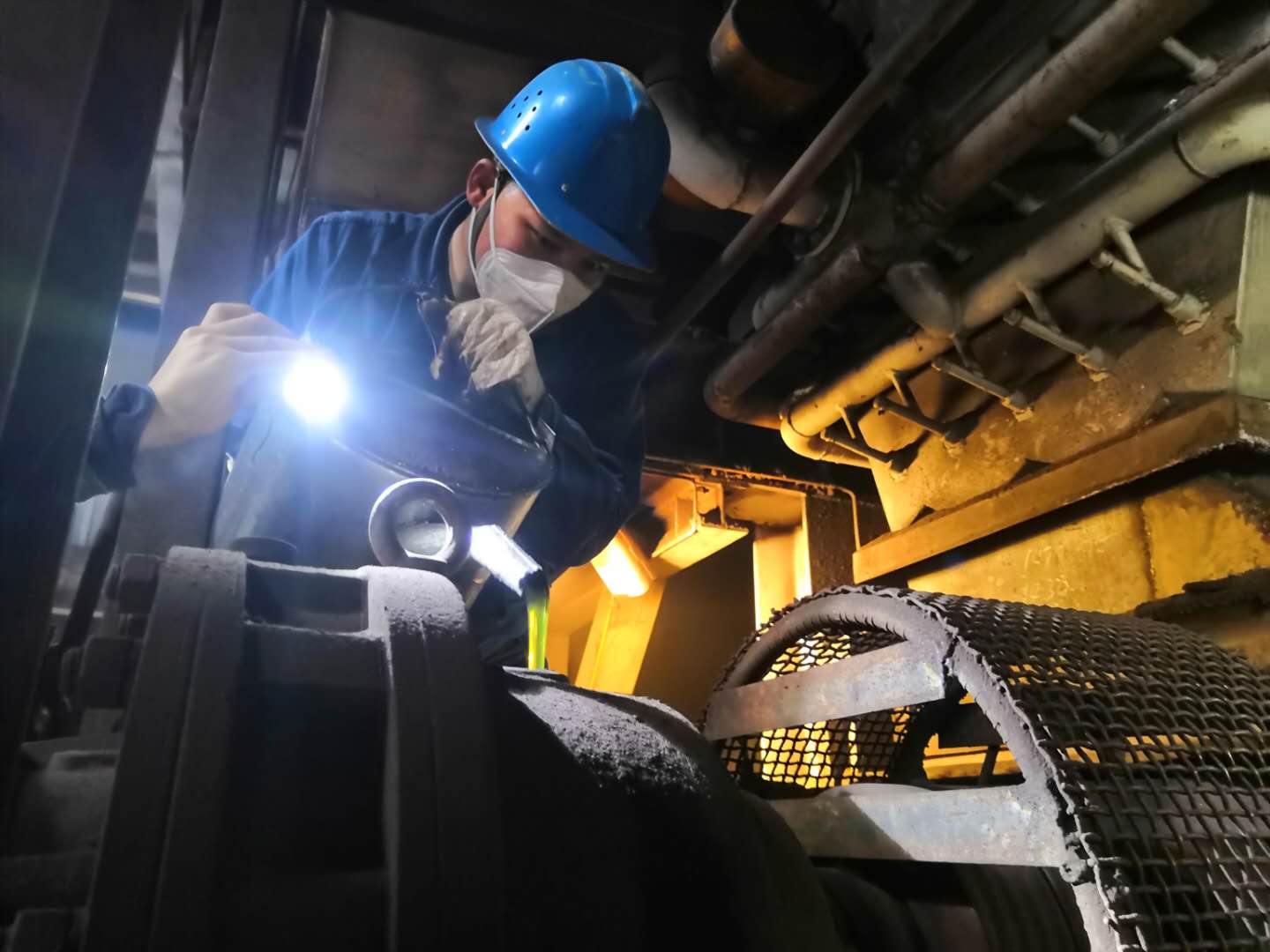 奪路并進，護航“百日安全”
